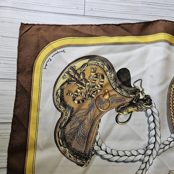 Hermès Paris Vintage Grand Apparat Silk Scarf 90 in Cream and Brown - Picture 5 of 16